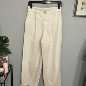 Kendall & Kylie Wide Leg Pleated Front Pants With Pockets Cream Size M